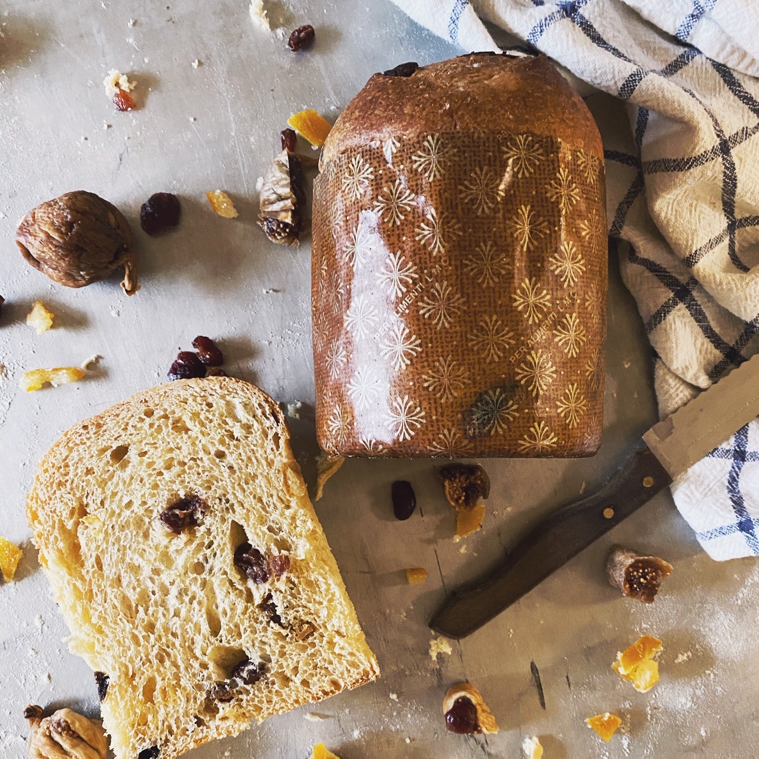 Extra Large Fruit Panettone